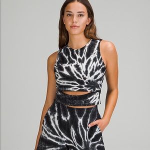 Lululemon LA Tie Dye Front Cutout Crop ! Size 10